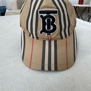 Burberry | Accessories | Burberry Nova Check Bucket Hat  display picture 2